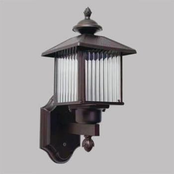 Đèn tường ngoài trời Slister 210*210*350mm - E27 8832/W