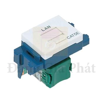 Ổ cắm mạng Panasonic NRV3160W tiêu chuẩn RJ45-CAT5 NRV3160W