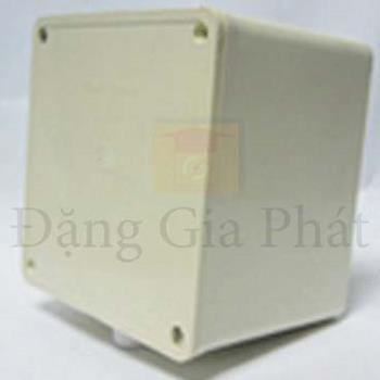 Hộp nổi Schneider DS036_WE
