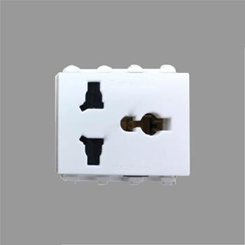 Ổ cắm đa năng Panasonic có màn che WEI1171SW-VN  16A màu trắng WEI1171SW-VN