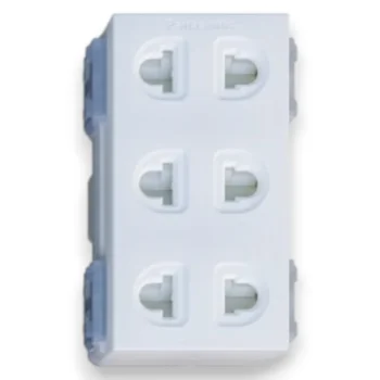 Bộ 3 ổ cắm 2 chấu Panasonic WEV138307SW 16A có màn che WEV138307SW