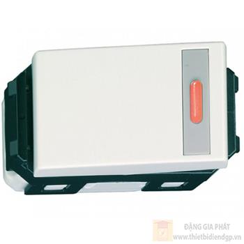 Công Tắc D Panasonic WEV5533-7SW có 2 tiếp điểm bắt vít 20A màu trắng WEV5533-7SW