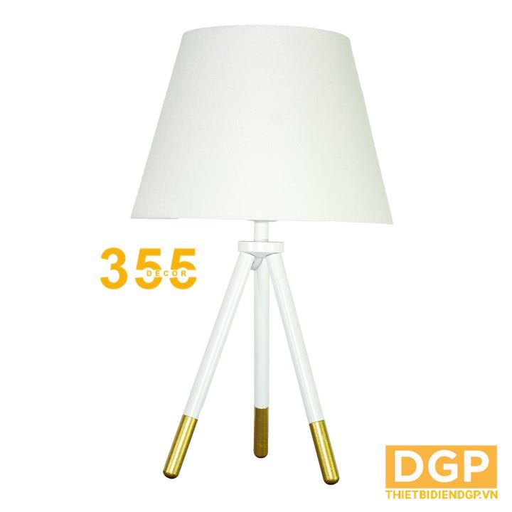 Đèn bàn DB3032 Trắng