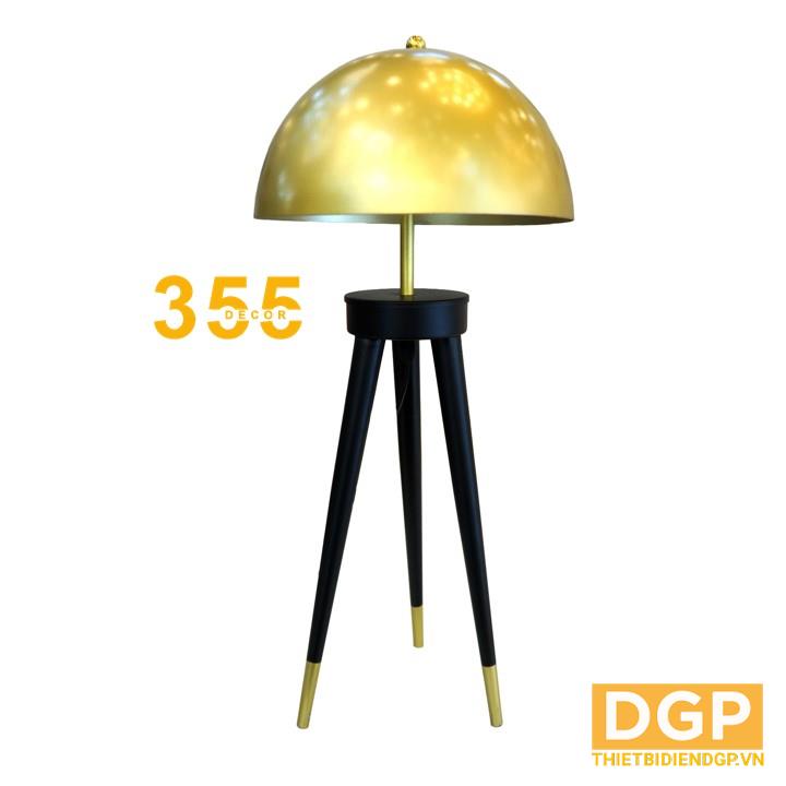 Đèn bàn DB32