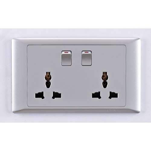 Bộ ổ cắm đôi đa năng kèm công tắc CHINT NEW7-G41928 Silver 13A 250V