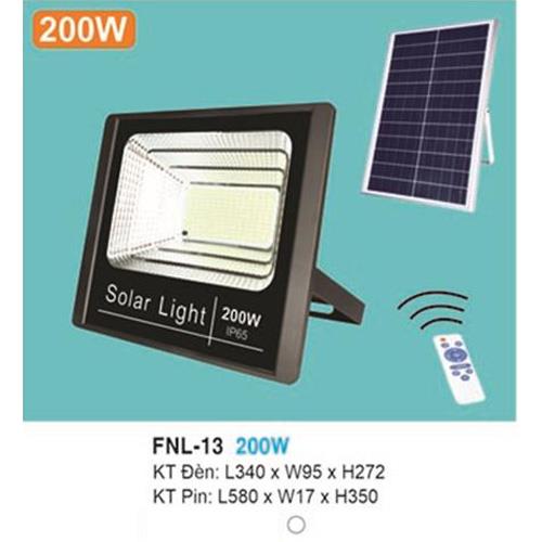 Đèn pha năng lượng mặt trời 200W