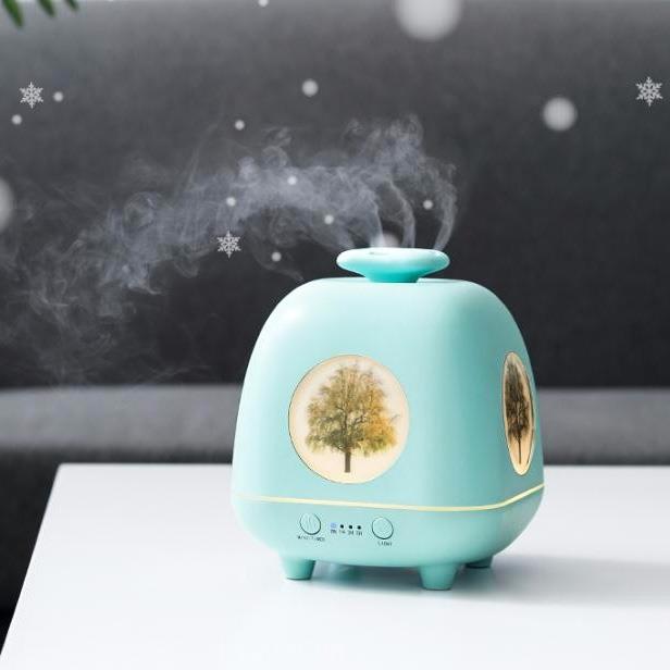 Máy xông tinh dầu siêu âm cây thông xanh dương 230ml