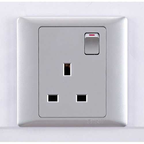 Ổ cắm 3 chấu có công tắc CHINT NEW7-G42708 13A 250V
