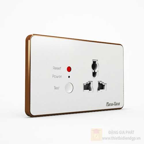 Ổ cắm chống giật an toàn Rạng Đông