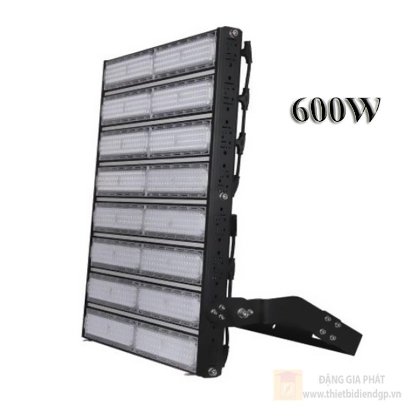 Đèn led pha D PRO