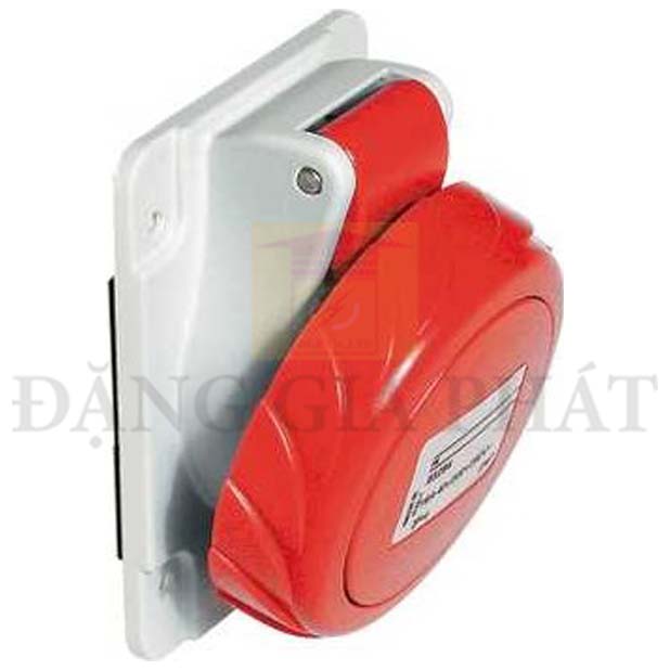 Ổ cắm công nghiệp 3 pha Schneider gắn âm dạng nghiêng IP67 4P 400V
