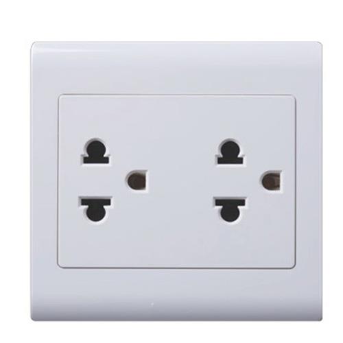 Ổ cắm vuông hai chấu và đa năng + 1 công tắc wifi kính trắng