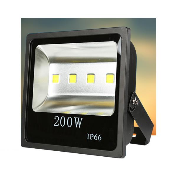 Đèn pha led IP66 200W