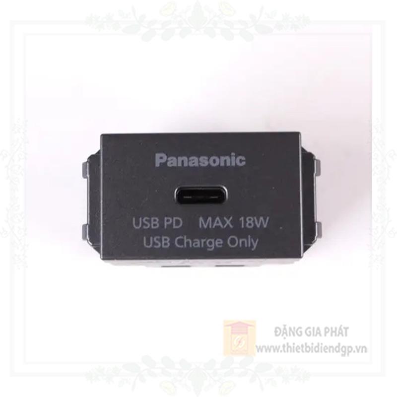 Hạt ổ cắm USB Panasonic WEF412417MYH-VN Type C, PD-18W, bắt vít 1- port USB C Changer xám ánh kim