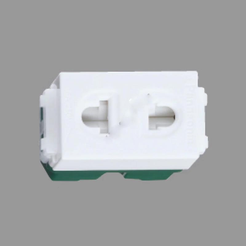 Ổ cắm đơn Panasonic WEV1081SW / WEV1081-7SW có màn che, 16A màu trắng