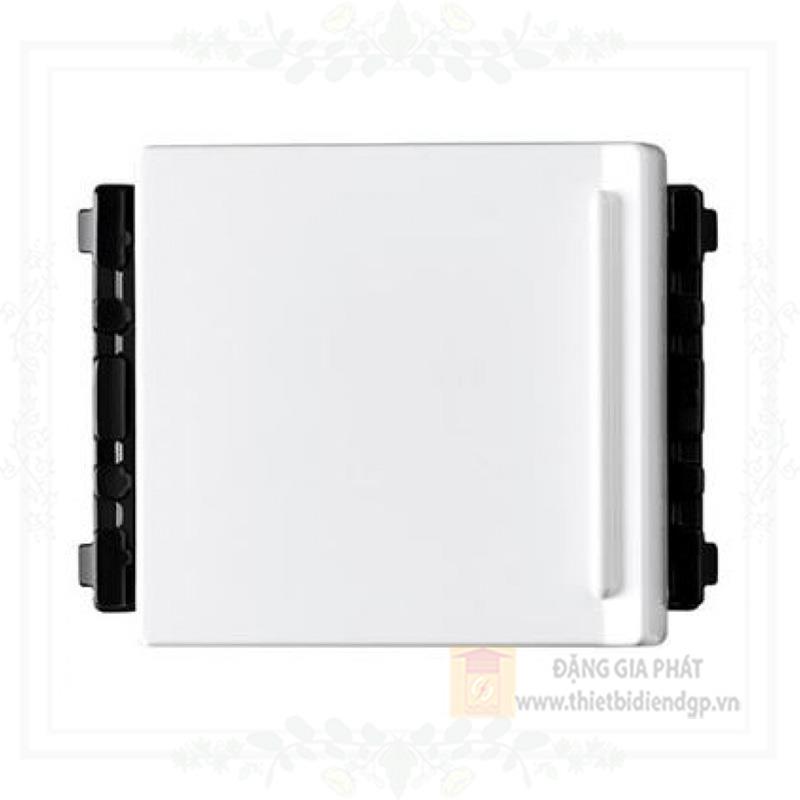 Công tắc B Panasonic WEVH55211 chiều, loại trung 16A , màu trắng