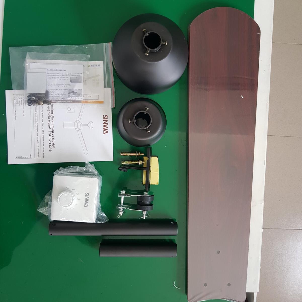 Quạt trần Sinwa 3 cánh gỗ F611 ORB