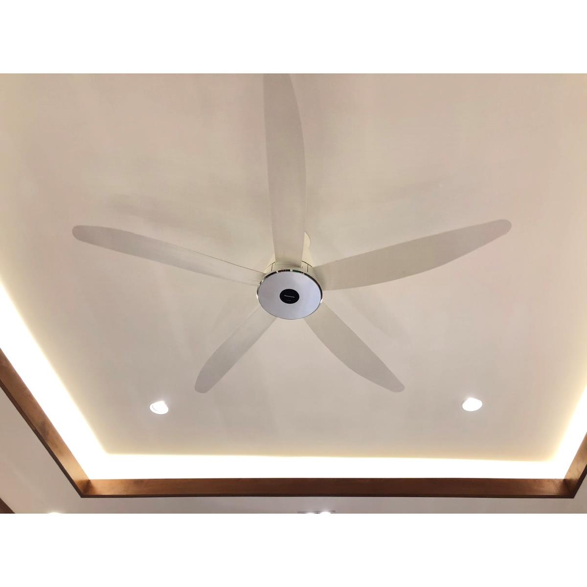 Quạt trần Panasonic 5 cánh F-60XDN Ø150 cm