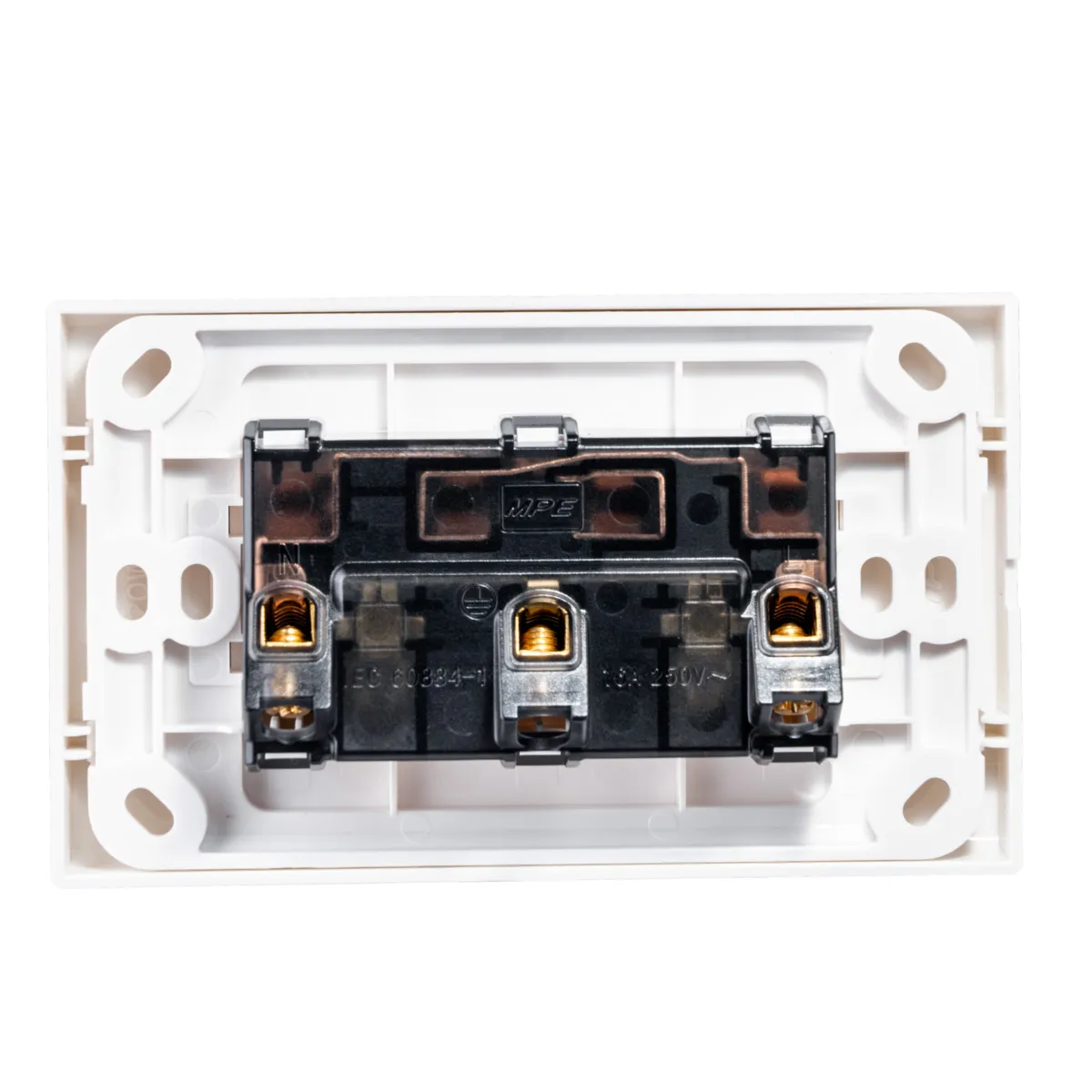 Ổ cắm đôi 3 chấu MPE A20UESM2N đa năng đế liền 16A