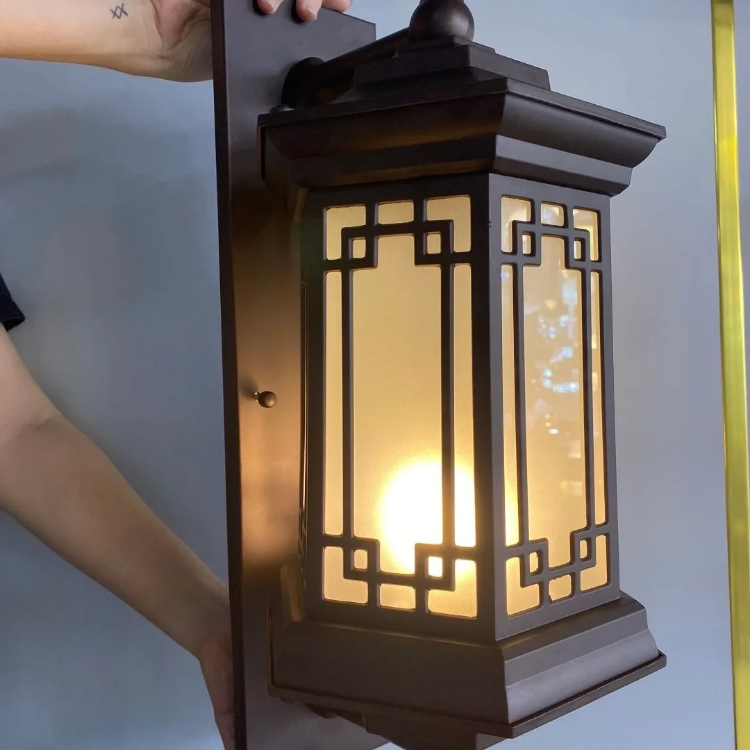 Đèn vách ngoài trời W195*L220*H600 - E27*1