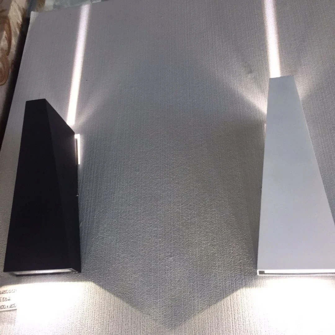 Đèn tường hiện đại VNT2250CN