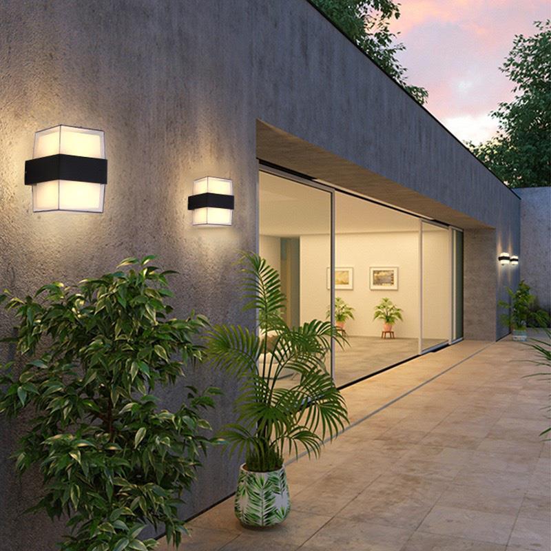 Đèn tường trang trí L100*W100*H140 - LED 3000K - IP65