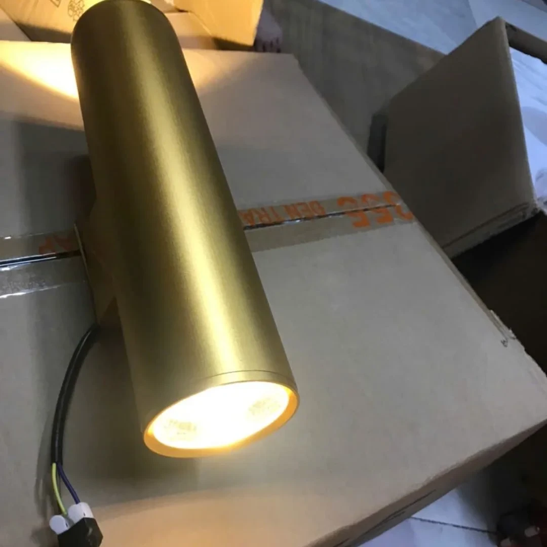 Đèn tường trang trí VNT2273