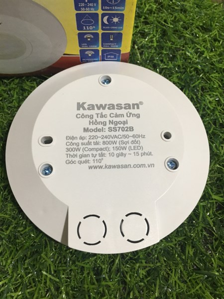 Mặt sau công tắc cảm ứng SS702B