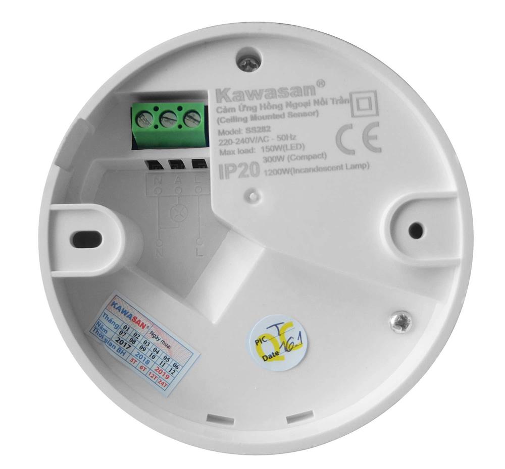 Mặt sau đầy đủ thông tin tiện lợi cho người dùng