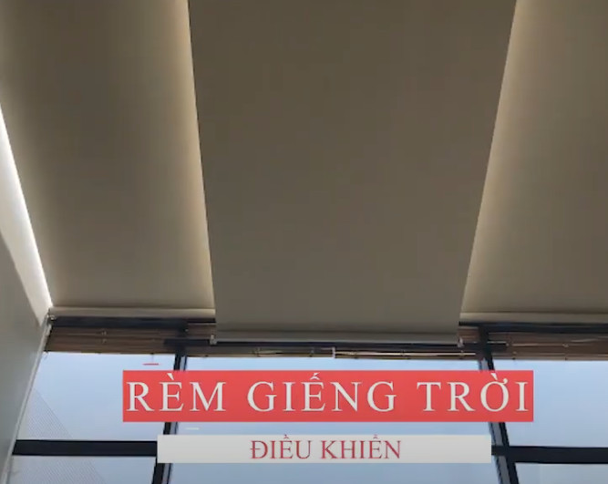 Điều khiển giếng trời