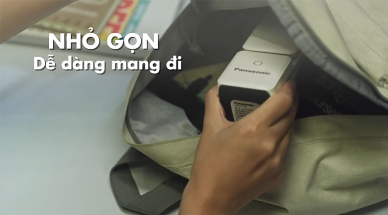 Đèn bàn sạc LED Panasonic HHGLT0339W88L Trắng