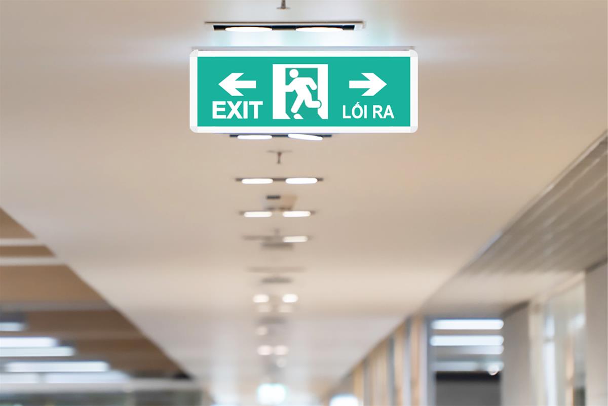 Hình ảnh: Đèn exit thoát hiểm chỉ hướng trái, phải