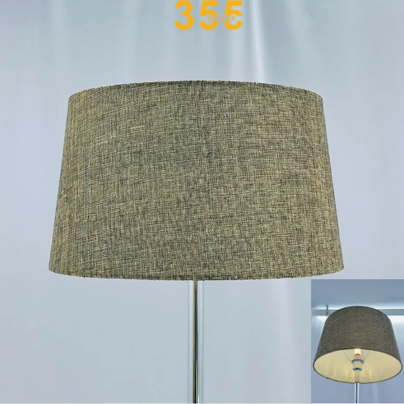 Hiệu ứng ánh sáng ấm áp qua chao vải nâu trầm