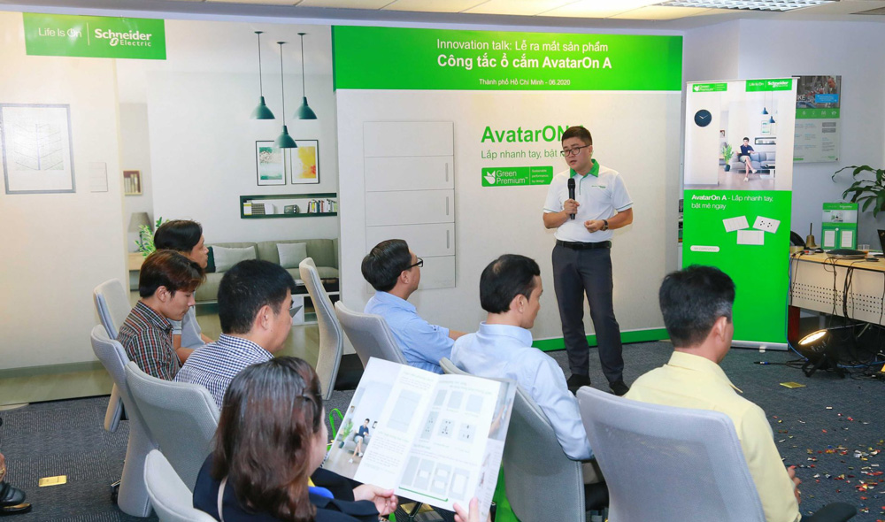 Schneider Electric ra mắt dòng công tắc ổ cắm AvatarOn A