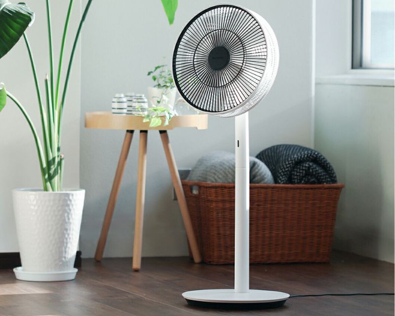 Không đặt quạt ở vị trí đầu gió khi trời đang nắng nóng